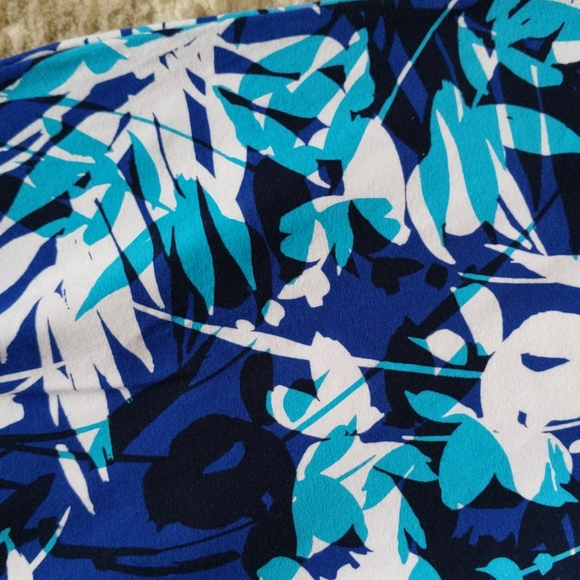 Roaman's Floral Stretch Waist Legging Pants M (14-16) White Purple Aqua Black - Picture 6 of 11